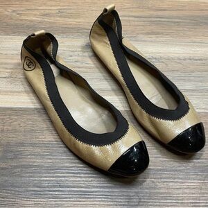 Chanel Womens Size 38.5 US 8.5 Lambskin Leather Elastic Ballet Flats Tan Black